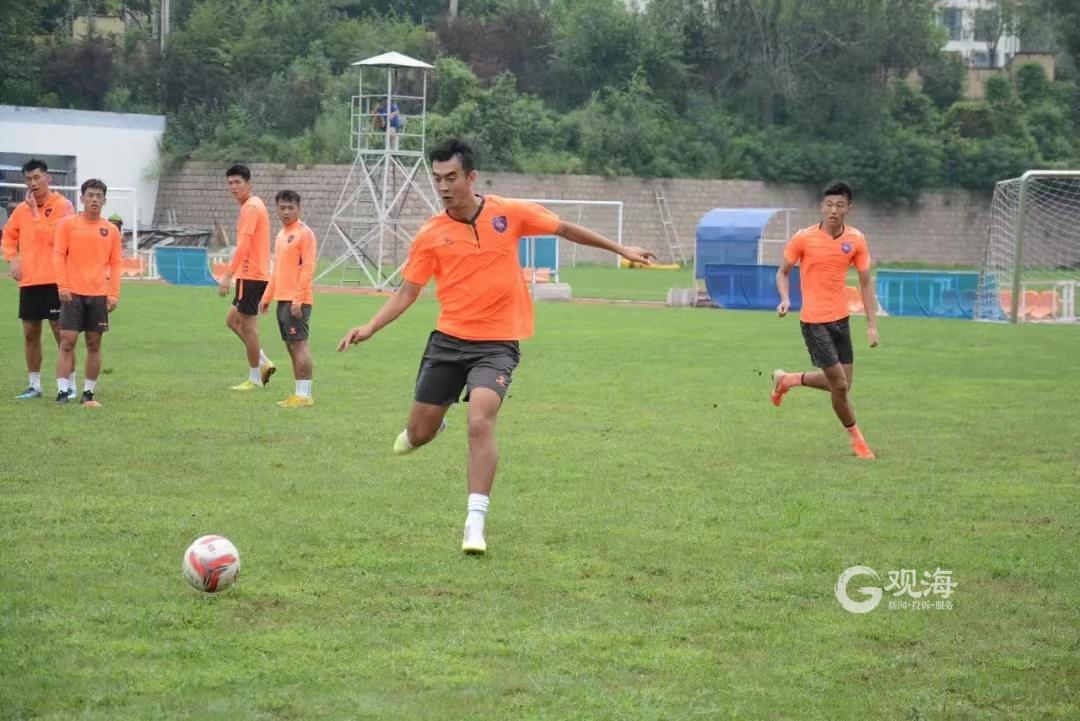 俄克拉荷马雷霆窗口期绝杀压哨，志在欧篮联名次提升，管理层满意，赛季目标并未改变的简单介绍